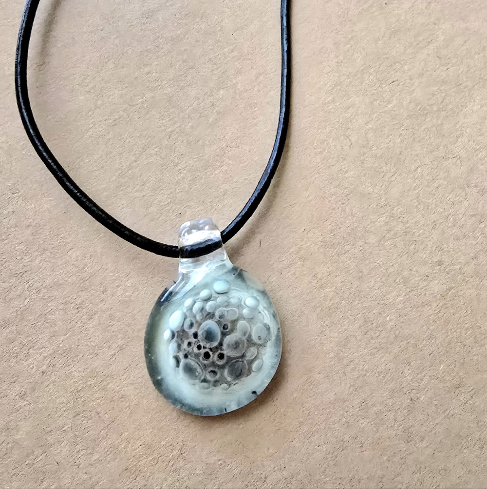 Elegant Glass Pendant Necklace